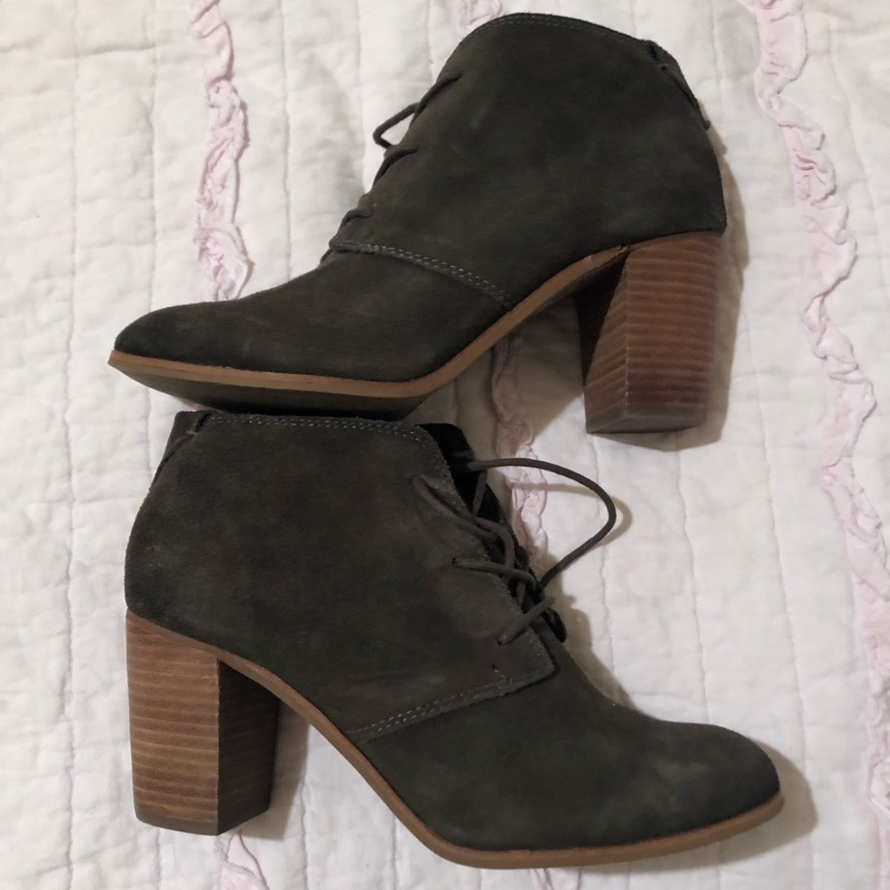 Toms Lunata Olive Size 10